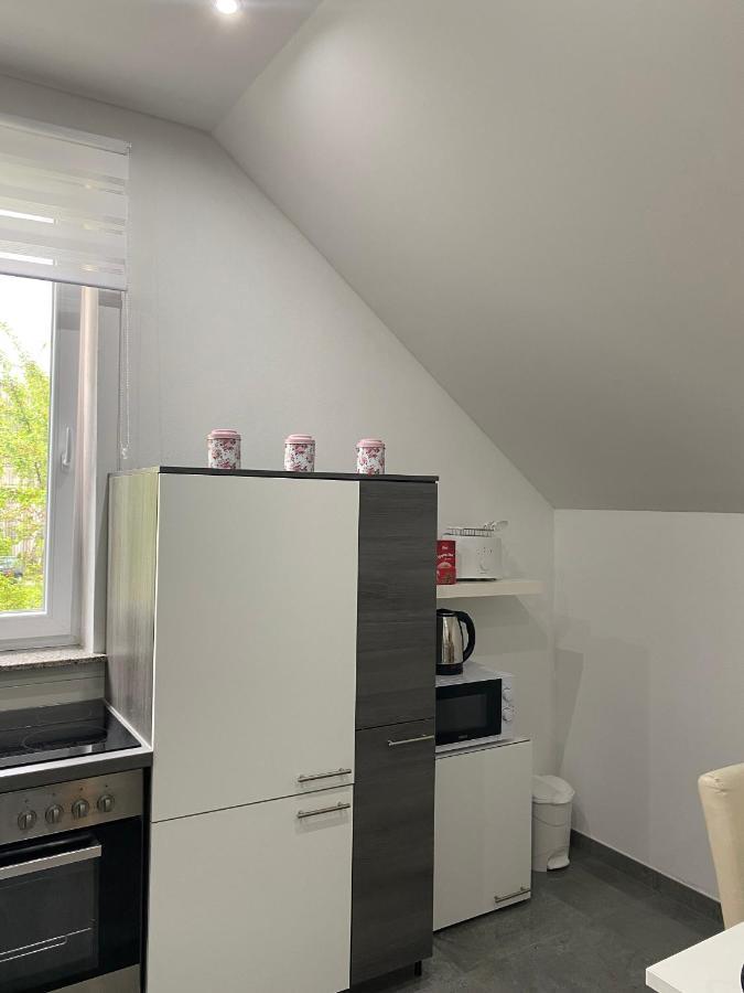 Apartma Azurre Постойна Экстерьер фото